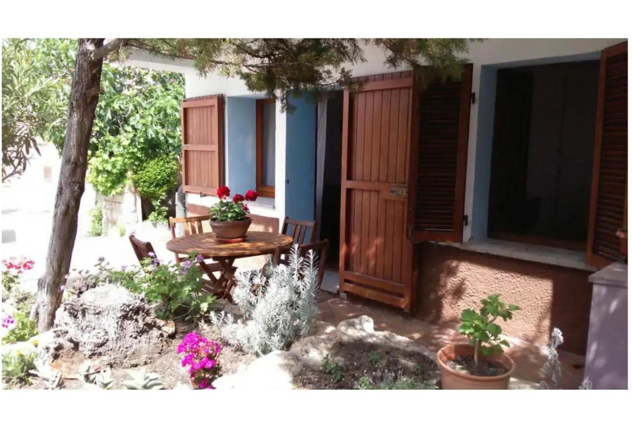 Bilocale A Pochi Metri Dal Mare Villa La Maddalena  Kültér fotó